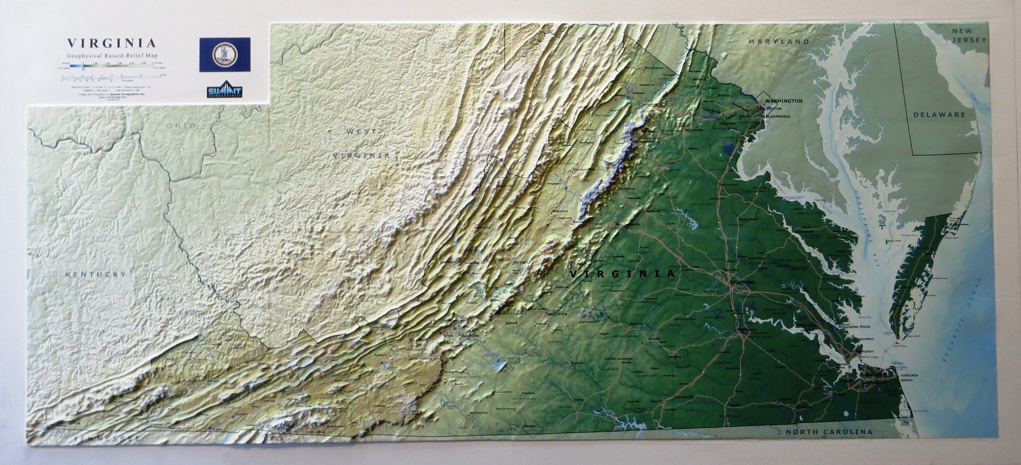 Virginia 3D Geophysical Relief Map Summit Maps   Virginia 3d Map Zoom 